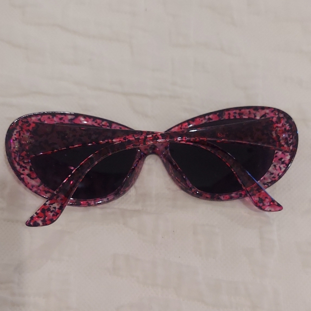 Trendy Pink Patterned Sunglasses - image 2